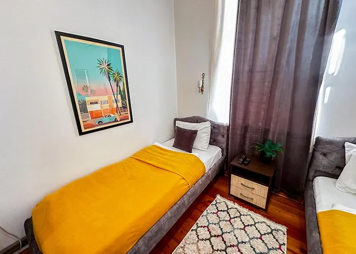 公寓 The Only One Ni